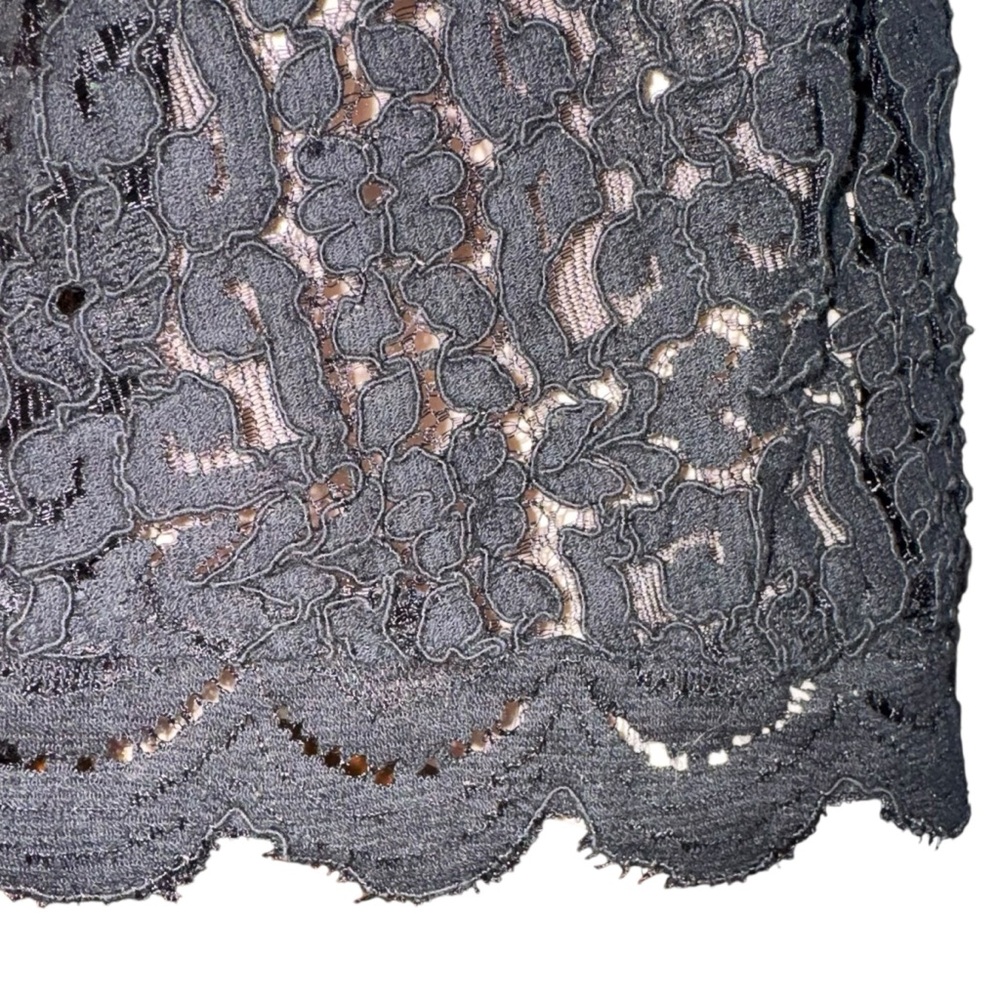 BB Dakota Black Lace Fit Flare Cocktail Dress Size 6 Scalloped Hem LBD - Picture 7 of 9